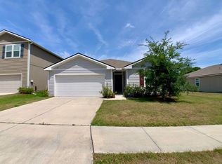 2275 Willow Springs Dr, Green Cove Springs, FL 32043