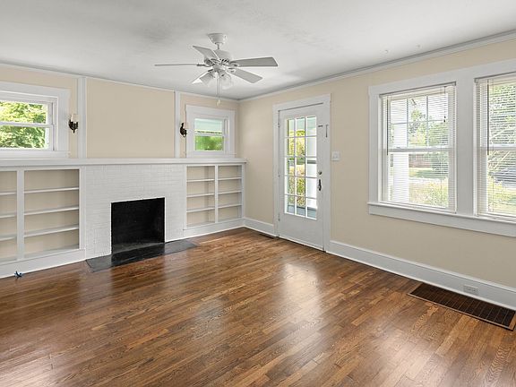 4th image of 105 Stonewall Ave