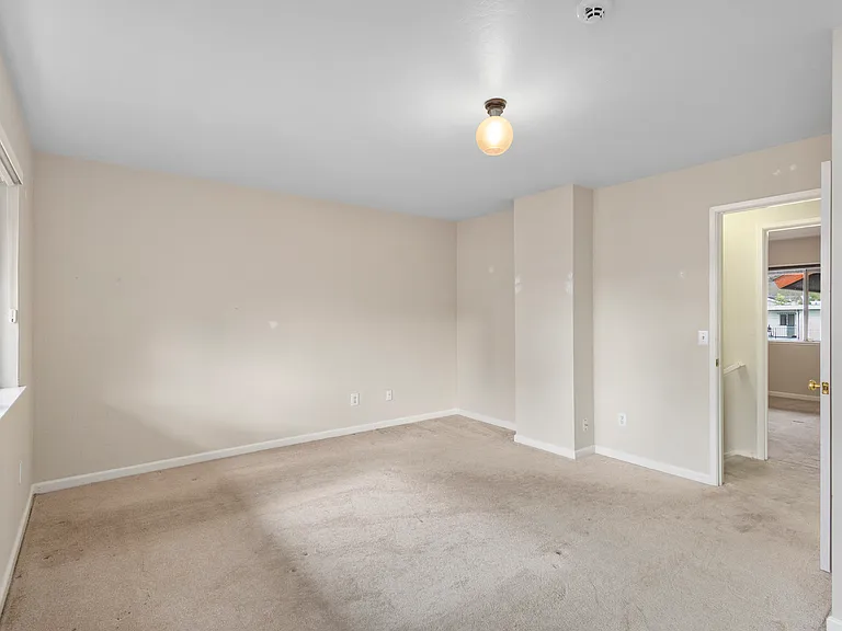 3858 Maybelle Ave — Photo 11