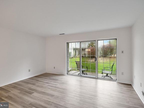 5th image of 4303 Tarnbrook Dr
