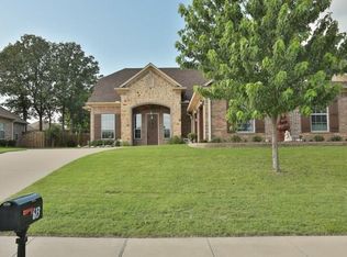 613 Abbey Rd, Lindale, TX 75771
