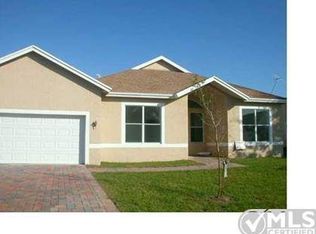 681 SW McComb Ave, Port Saint Lucie, FL 34953
