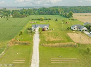 5037 Carrigan Rd, Clyde, MI 48049
