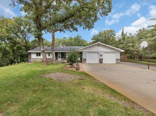 21946 Oak Heights Cir, Cold Spring, MN 56320