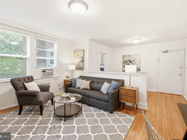 7607 Eastern Ave #102, Takoma Park, MD 20912