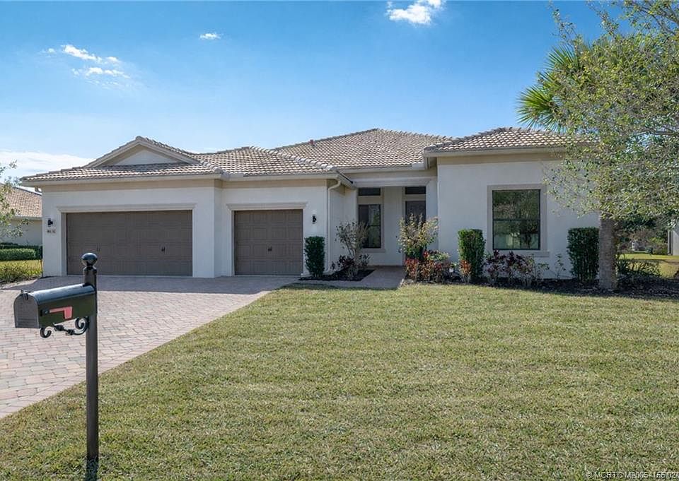 1st image of 4836 SW Gossamer Cir
