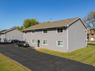 Packer Ave. Apartments, Oshkosh, WI 54901