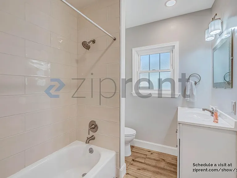 1012 Ventura Ave — Photo 16