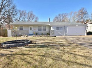 11167 Pritchard Dr, Saint Louis, MO 63136