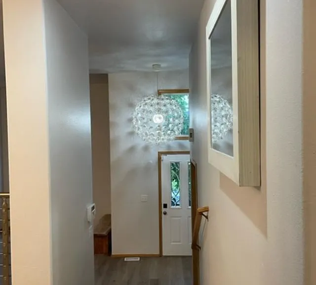 315 S 20th Pl — Photo 6