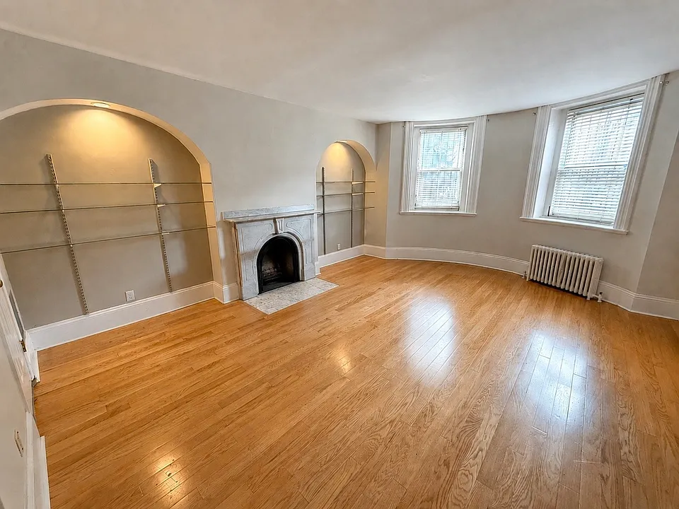 570 Massachusetts Ave #1