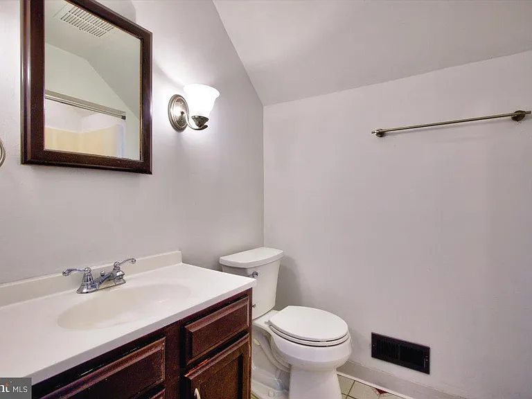 342 Sherry Ln — Photo 28