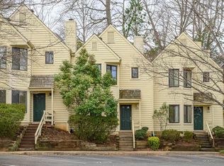 1207 Chatham Rdg, Charlottesville, VA 22901