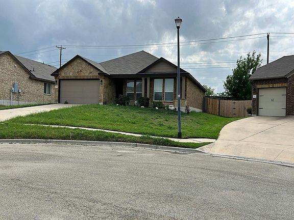 2nd image of 9405 Glynhill Ct