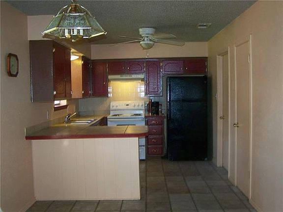 5th image of 7505 Kell Dr