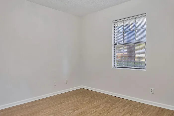 207 Whittington Dr — Photo 10