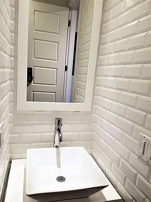 Rented by The Hamilton Group | media 24