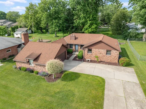 1763 Highview St, De Pere, WI 54115