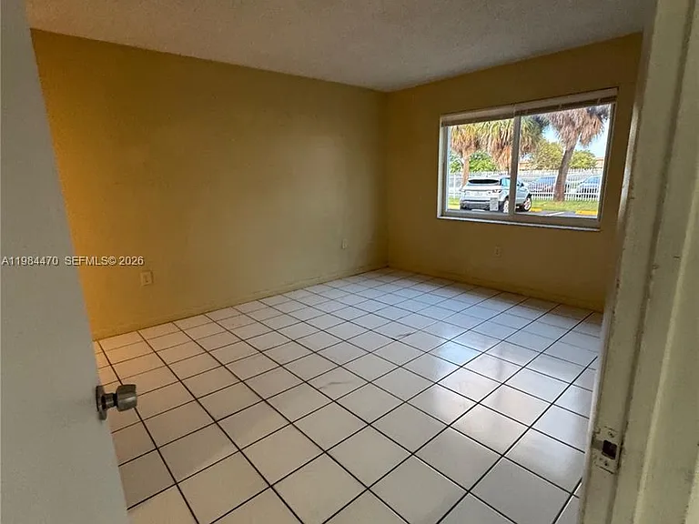 505 NW 177th St #103 — Photo 14