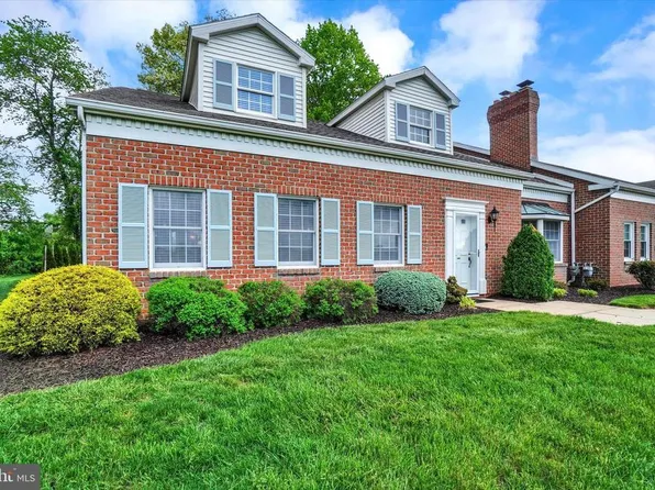 1638 Wyntre Brooke Dr #5D, York, PA 17403