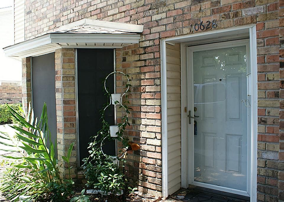 1st image of 10628 Hazelhurst Dr #41