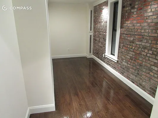 Rented by Compass | media 12