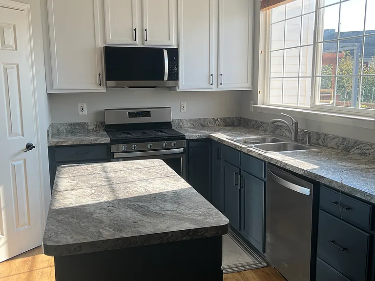 9404 Lanae Ln — Photo 11