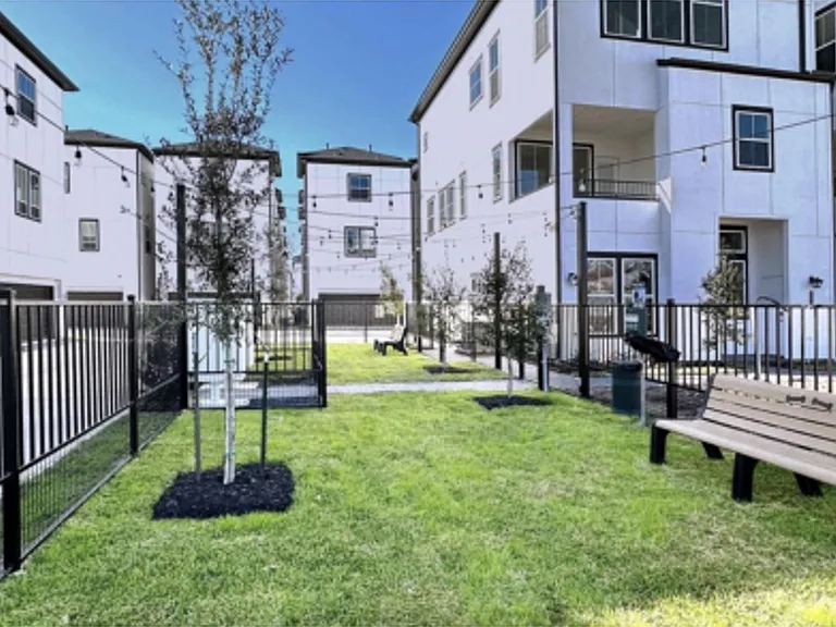 2802 Grand Fountains Dr #A — Photo 29