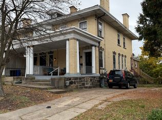 418 Edgemont St, Mt Washington, PA 15211