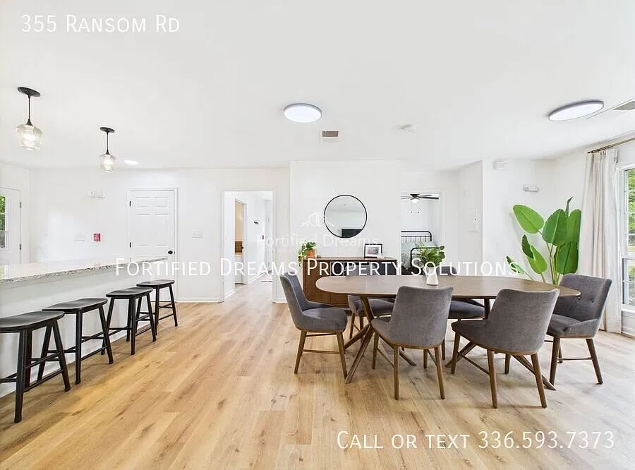 The Ransom Estate: Furnished 9-Bedroom Home Near Reynolda — Photo 4