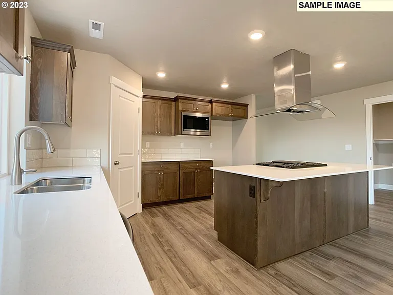 539 E Rosa Ave — Photo 17