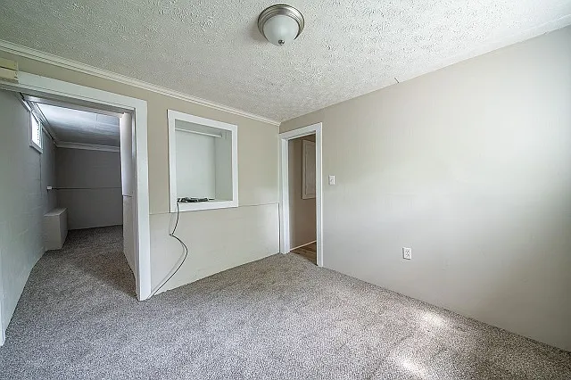 2204 7th Ave — Photo 8