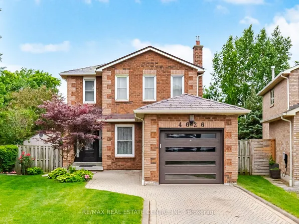 4626 Pemmican Trl, Mississauga, ON L4Z 2L9