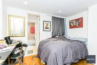 Rented by Bond New York