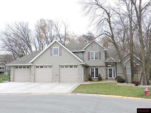 1st image of 203 Cranberry Ct