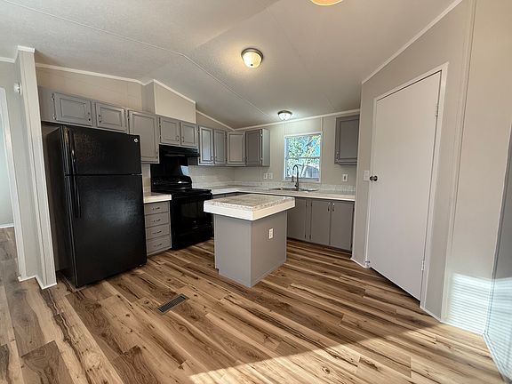3rd image of 133 Antelope Hills Dr #4