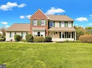1185 Roberts Rd, Gilbertsville, PA 19525