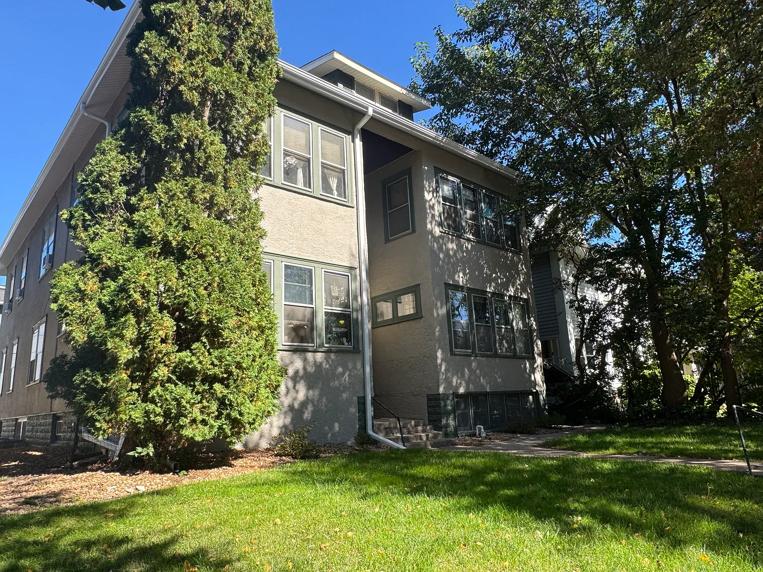 1815 Ashland Avenue, St. Paul — Photo 2