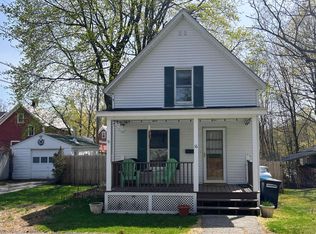 16 Mary St, Springfield, VT 05156