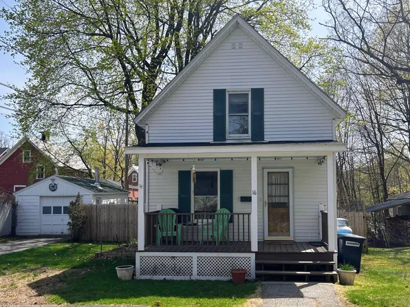 16 Mary Street, Springfield, VT 05156