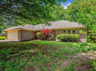 1764 E Harold St, Fayetteville, AR 72703