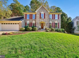 16613 Leopold Ter, Rockville, MD 20855