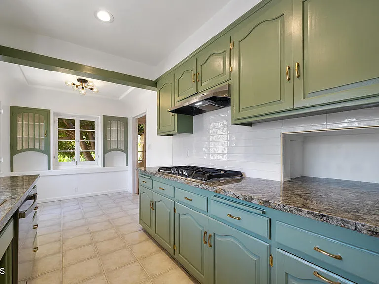 1412 Norton Ave — Photo 11