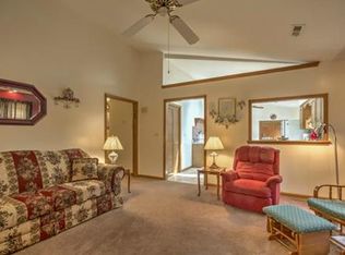 514 SW 15th St, Blue Springs, MO 64015