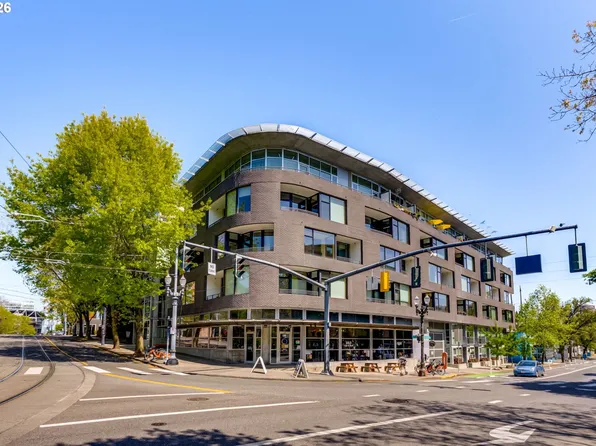 1234 SW 18th Ave APT 206, Portland, OR 97205