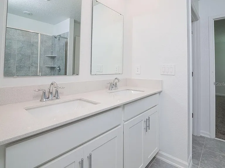 2821 Armstrong Ave — Photo 26