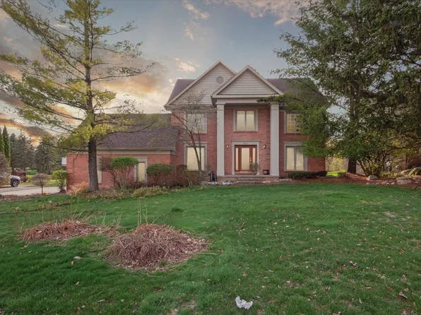 22161 Sheffield Dr, Farmington Hills, MI 48335