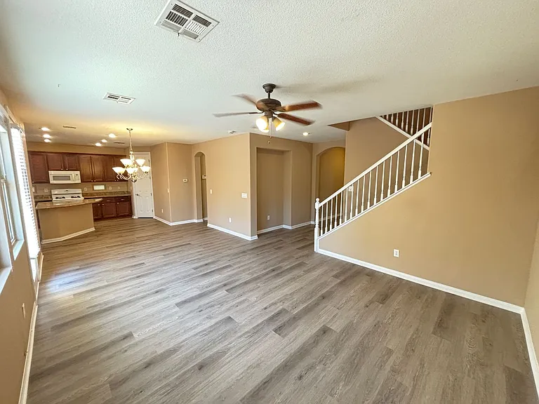 10741 Cather Ave — Photo 7