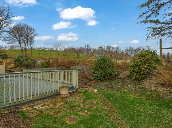 2614 Briar Ct, Wexford, PA 15090