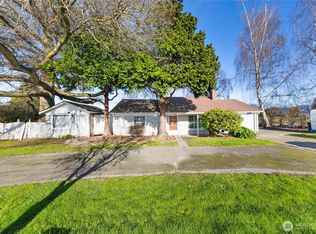 16779 State Route 536, Mount Vernon, WA 98273